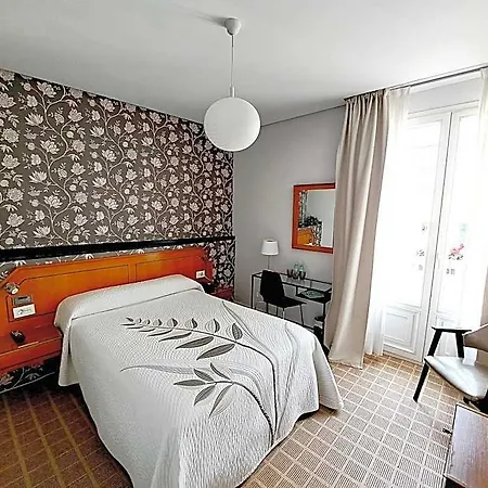 Hotel Atalaya- Free Parking Gratuito 2*